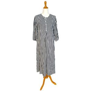 New Tiffany Women Navy/White Stripes Casual Dress Med/Large